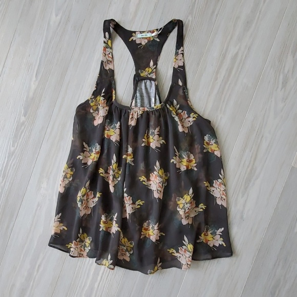 Kimchi Blue Tops - Kimchi Blue Chic Floral Tank Top